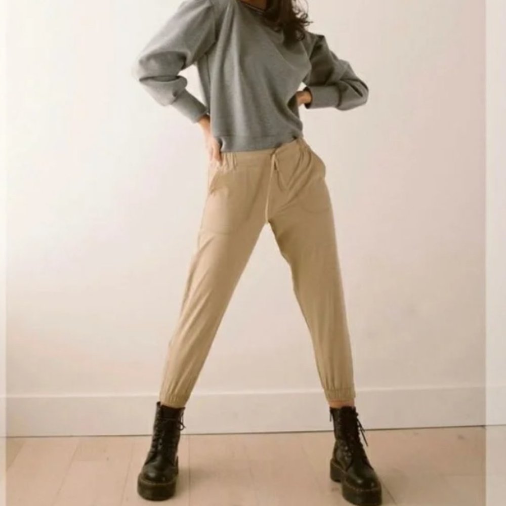 Albion Fit Jetsetters Joggers with drawstring and zippers Tan Khaki